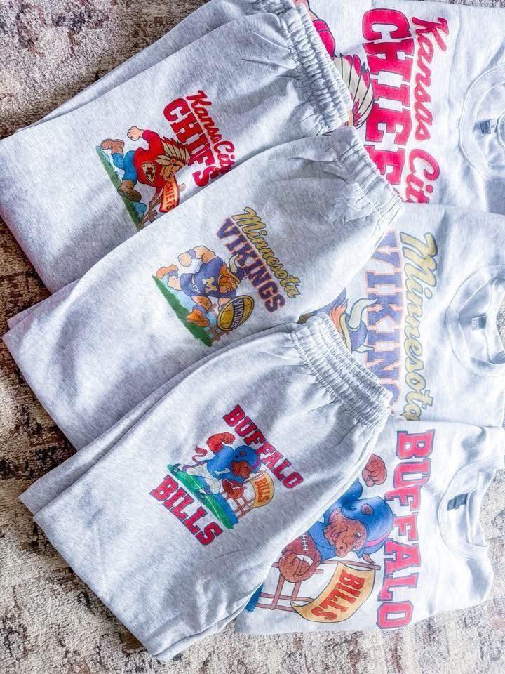 #00612 Collegiate Sweats - Sweatpants - YOUTH