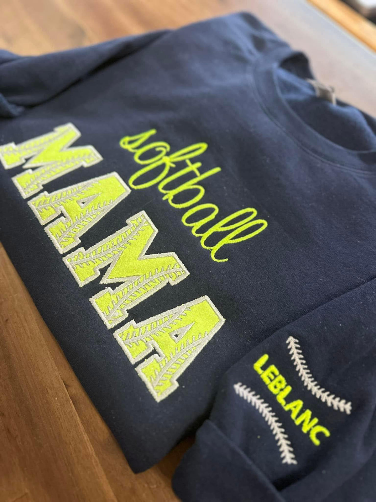 #00337 Sports mama sweatshirts