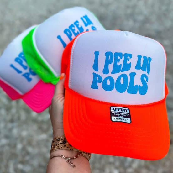 #00395 I Pee in Pools Trucker Hat