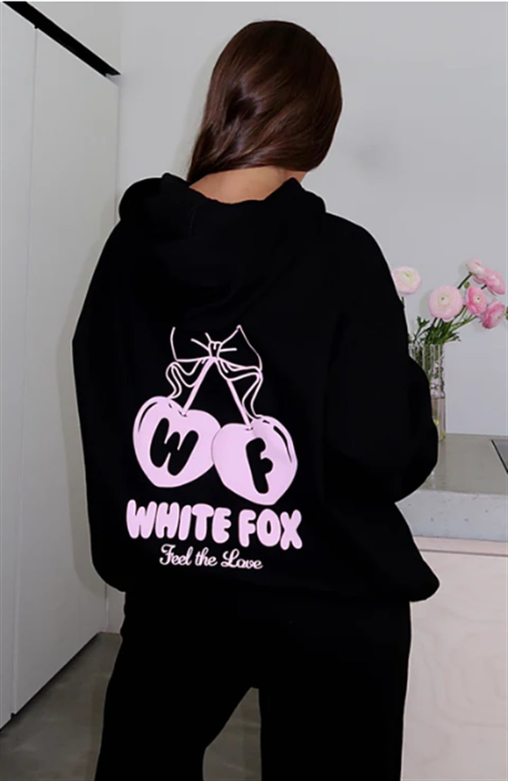 #00532 White Fox Hoodies