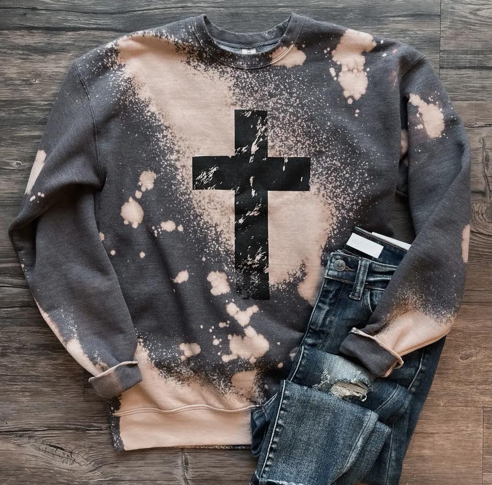 #00550 Bleached cross sweatshirt
