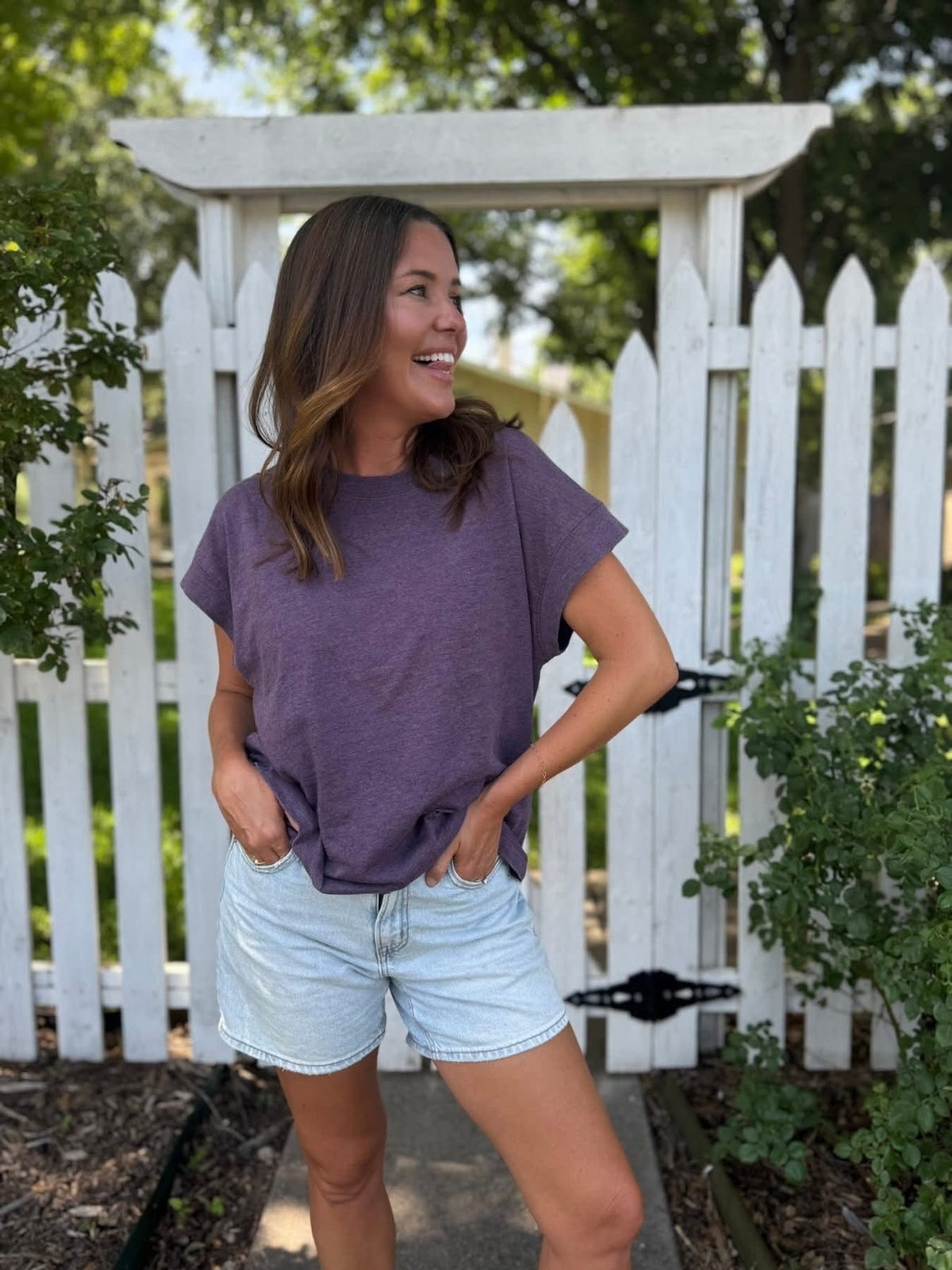 #00641 Capped sleeve cutie