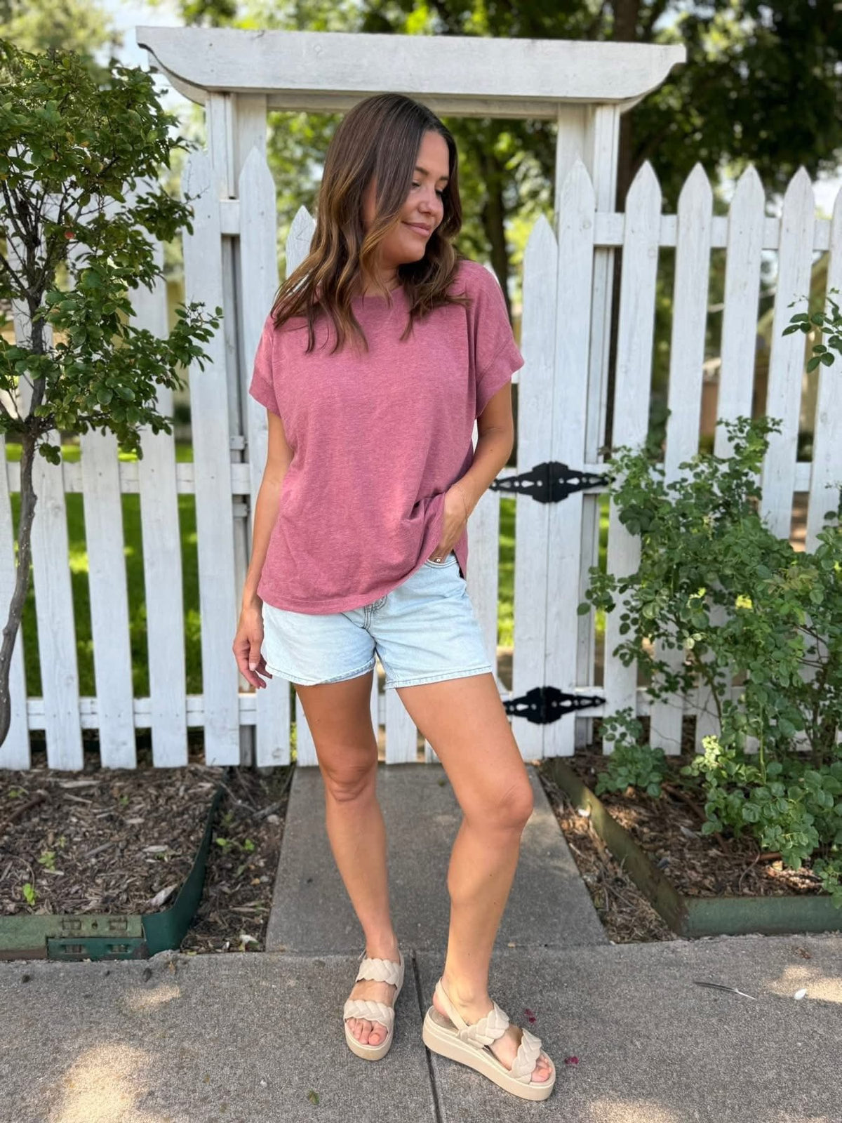 #00641 Capped sleeve cutie