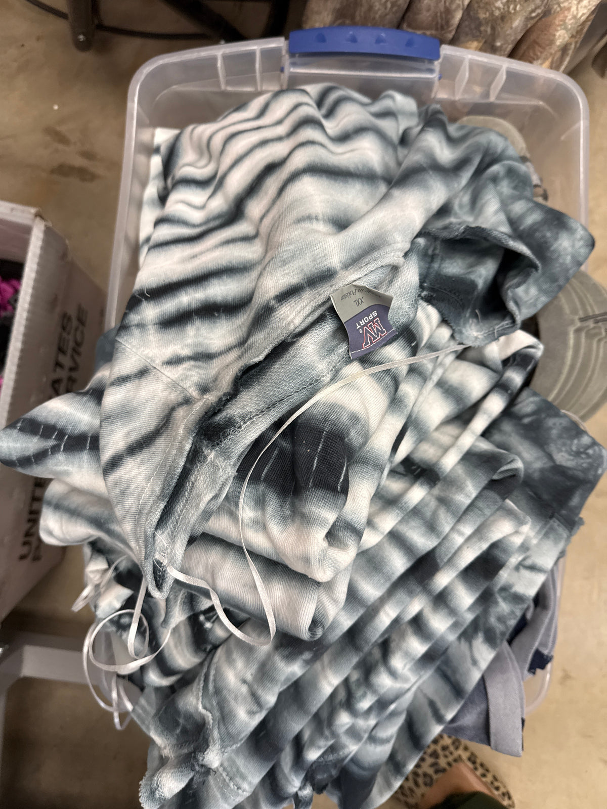 Ghost tie dye pullover
