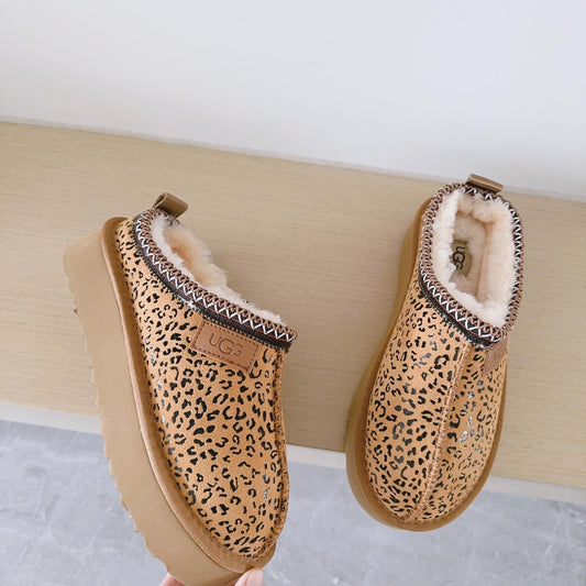 Leopard Slippers