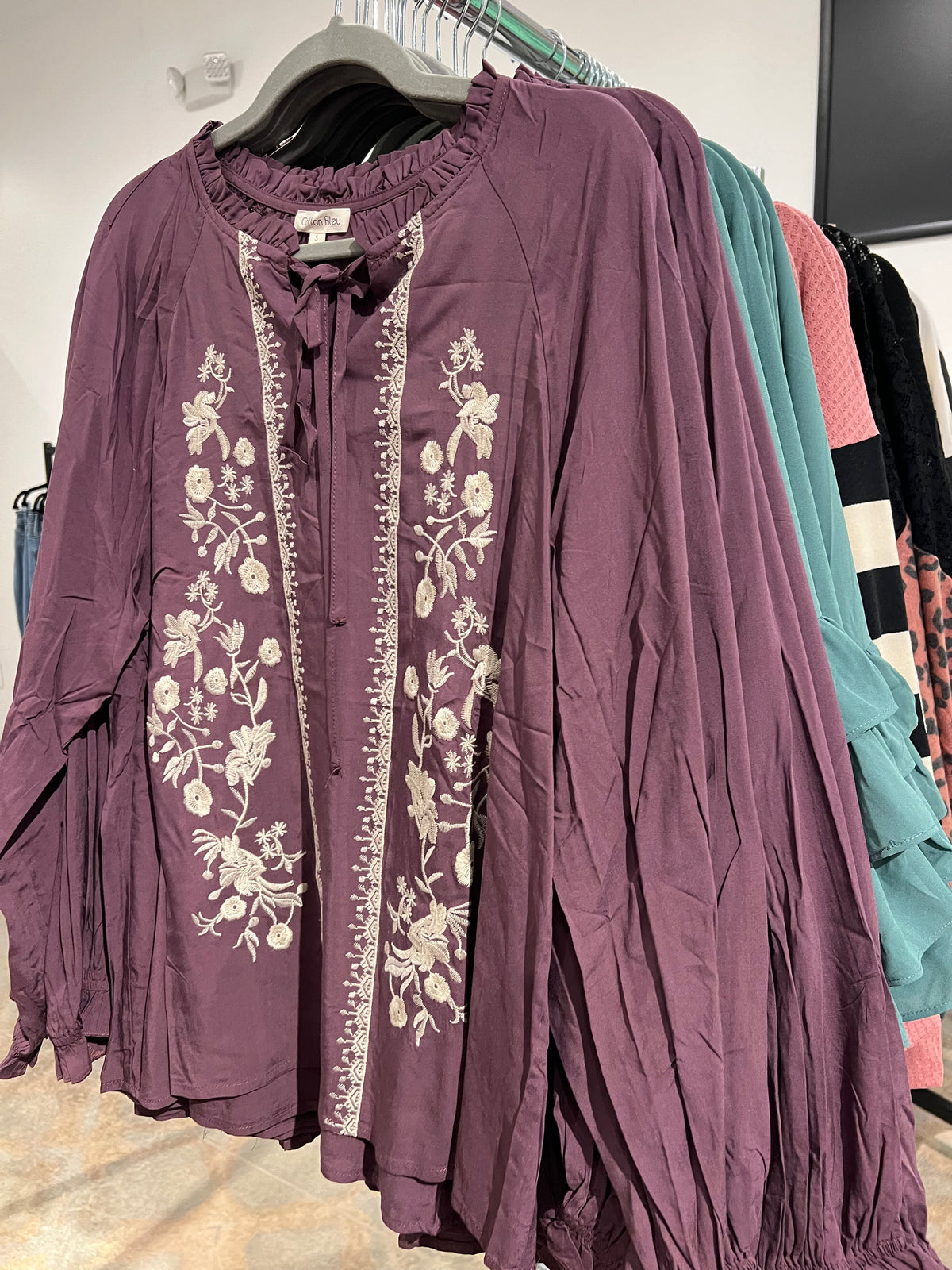 Peasant Detail Top