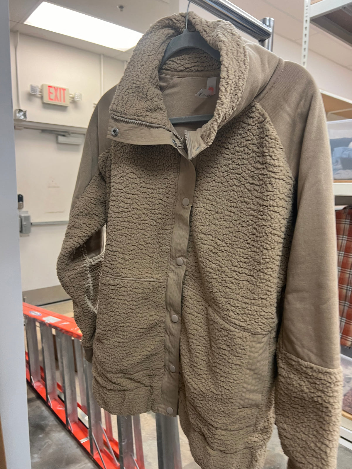 Front Snap Boyfriend Sherpa