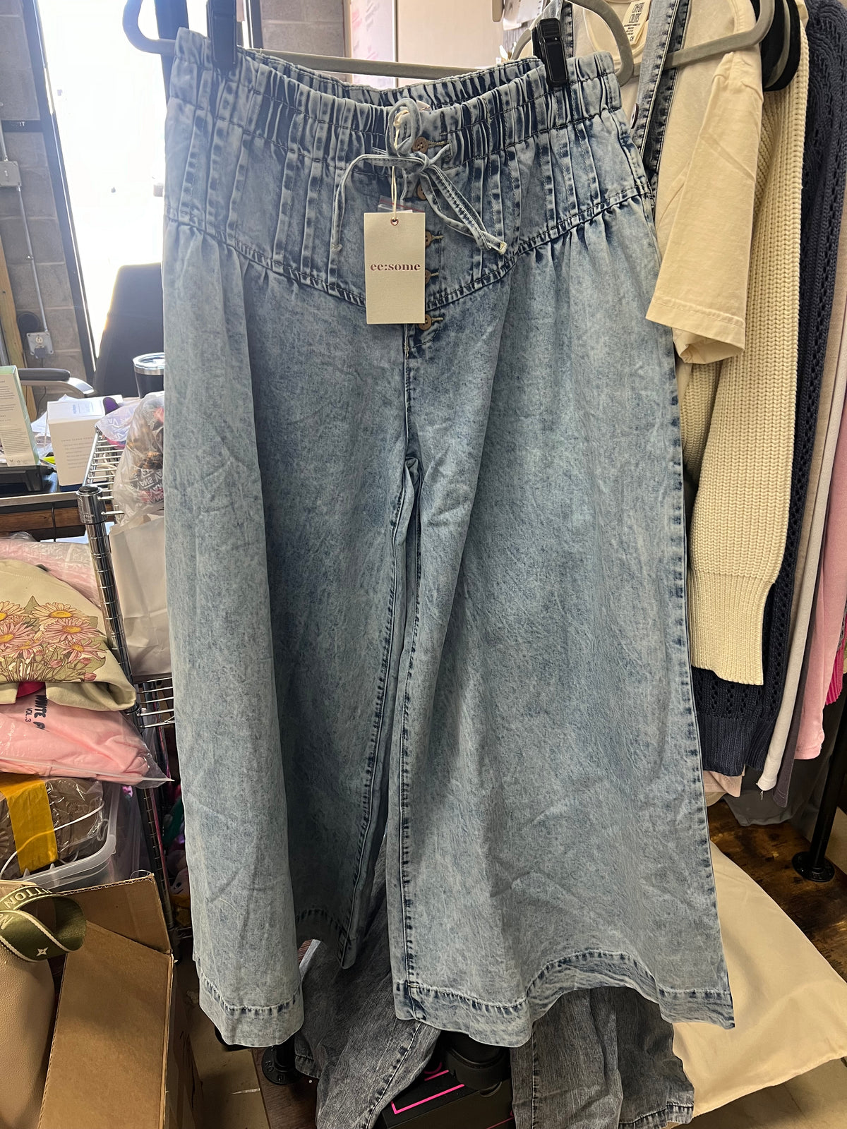Pleated Wide Leg Pants