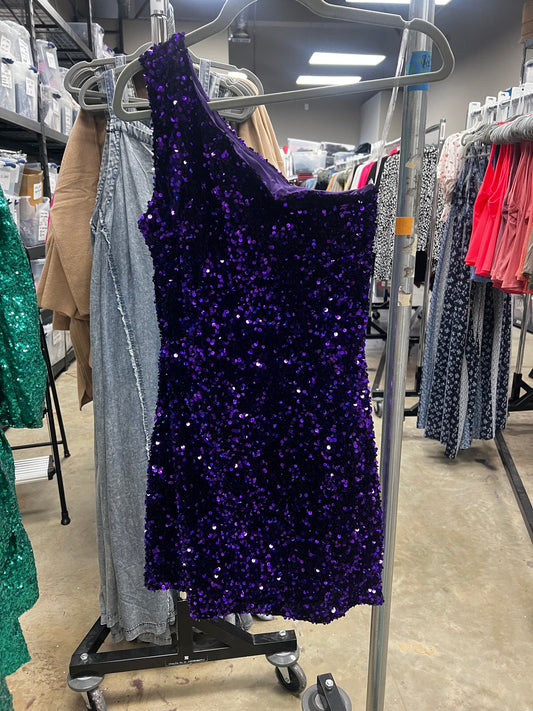 Glistening One Sholder Sequin Mini Dress
