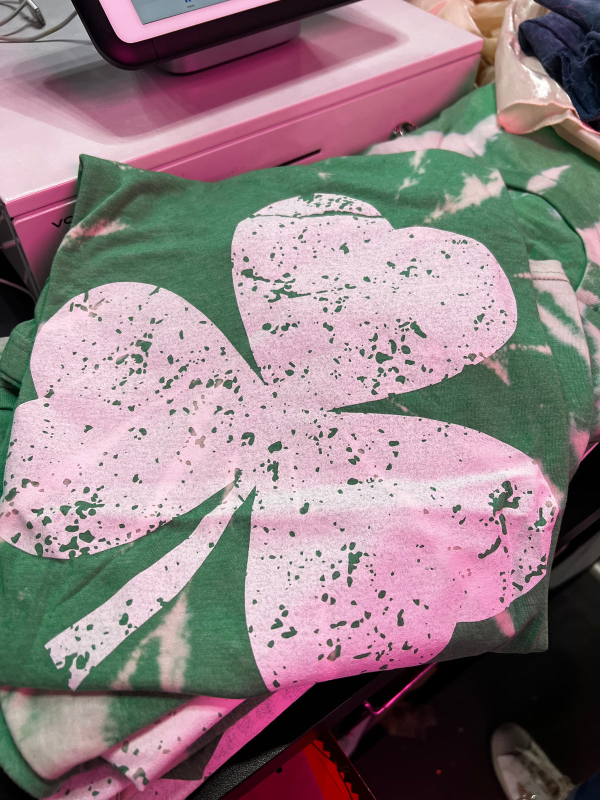Clover Bleached