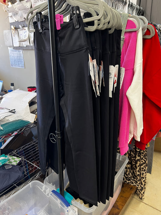 Manhattan Ultra Fit Form Leggings