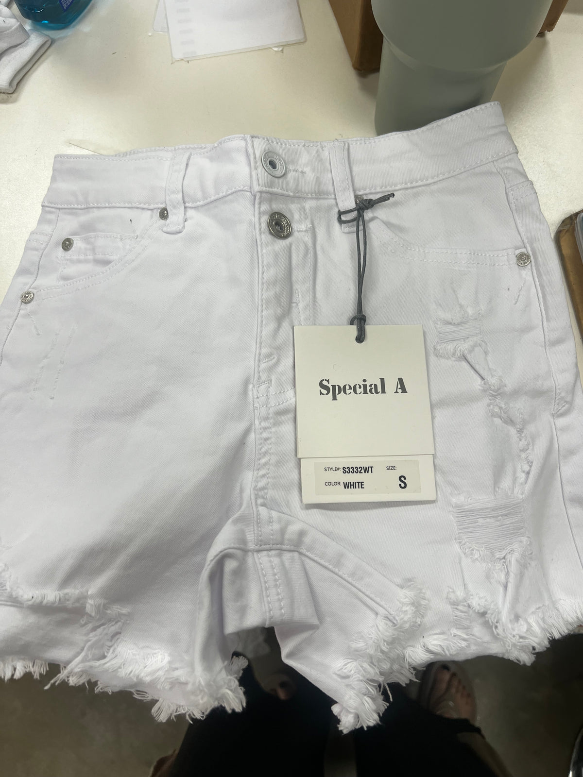 Special A double button white shorts