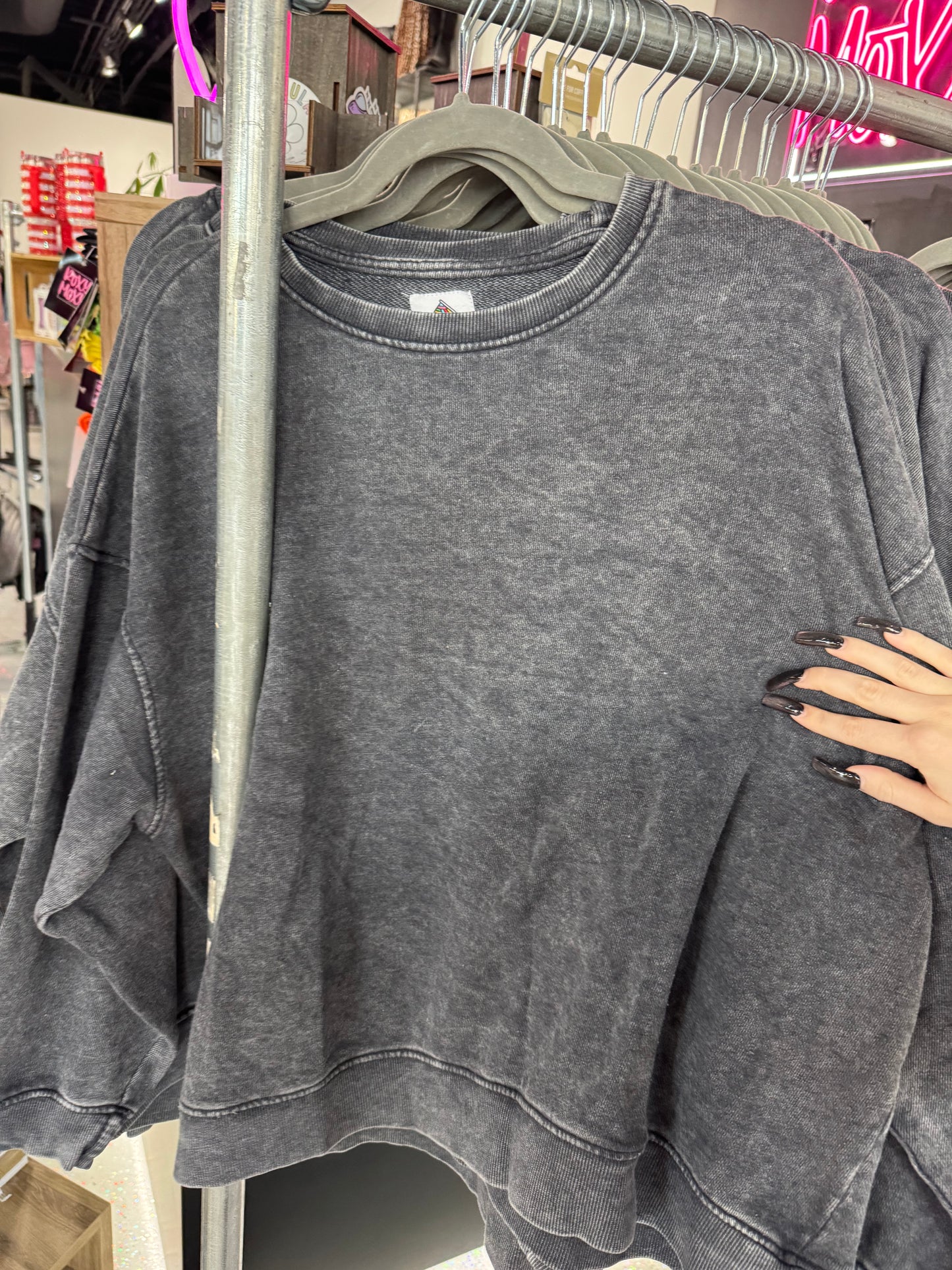 Mineral Wash Long Sleeve