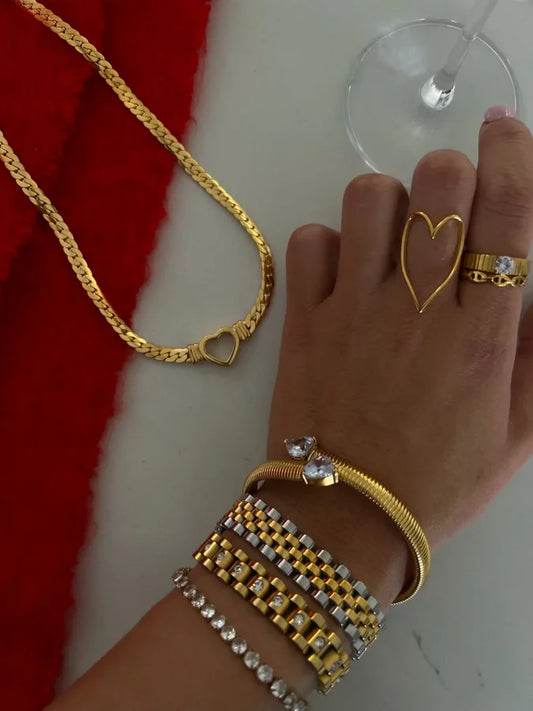heart necklace