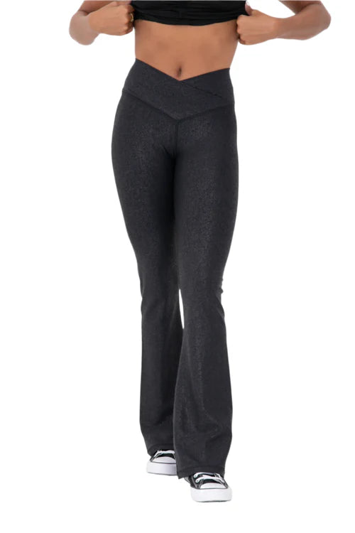 Pebbled Crossover Flares