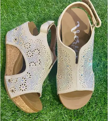 Very G: Starry Nights Wedge