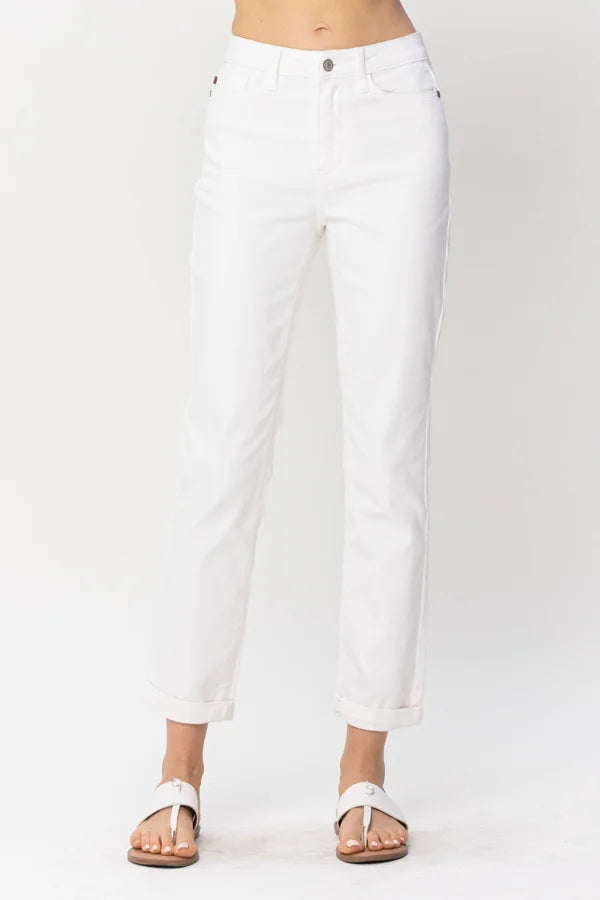 88675 white Boyfriend non distressed